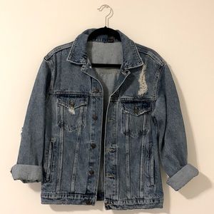 Boyfriend fit denim jacket 💕
